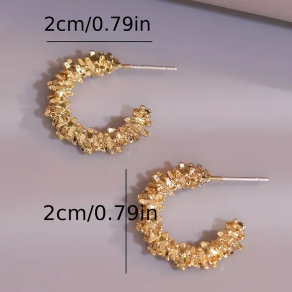 🆕14K Gold Plated hoop earrings - Picture 6 of 6